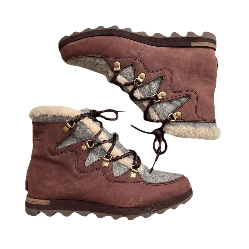 Sorel Alpine Sneakchic Boots Women's Size 8.5 Brown Shearling